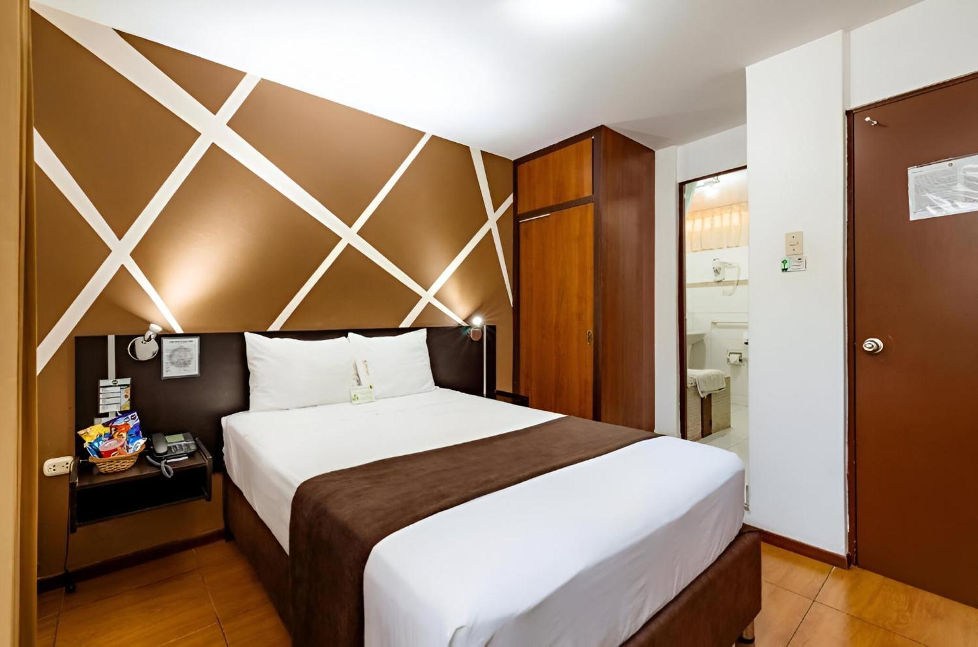 El Centurion Hotel Trujillo Eksteriør billede